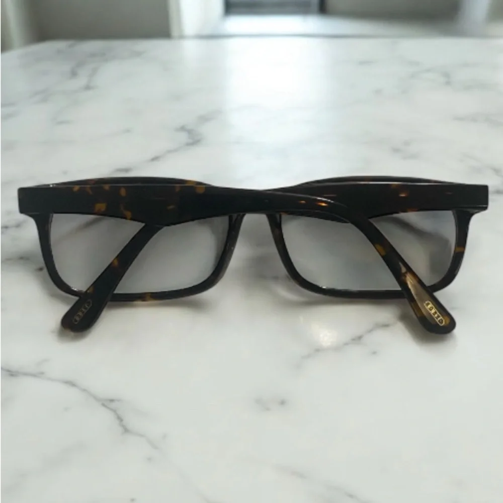 BMEC Big Twist Stylish Tortoise Shell Glasses
